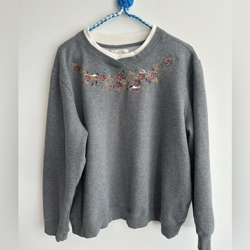 Vintage  sweatshirt
Traditions Country Collection - medium